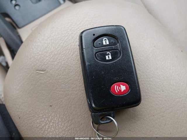 Продажа на аукционе авто 2011 Toyota Rav4 Limited, vin: 2T3DF4DV6BW126701, номер лота: 45824252