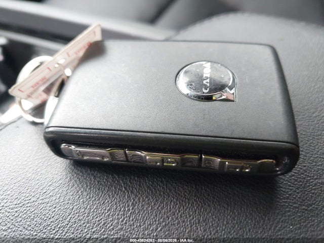 Aukcja sprzedaży 2024 Volvo S60 B5 Core Dark Theme, vin: 7JRL12FK8RG326827, numer aukcji: 45824262