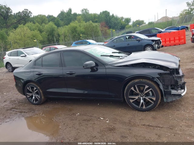 Aukcja sprzedaży 2024 Volvo S60 B5 Core Dark Theme, vin: 7JRL12FK8RG326827, numer aukcji: 45824262