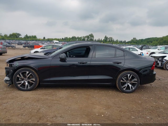 Aukcja sprzedaży 2024 Volvo S60 B5 Core Dark Theme, vin: 7JRL12FK8RG326827, numer aukcji: 45824262