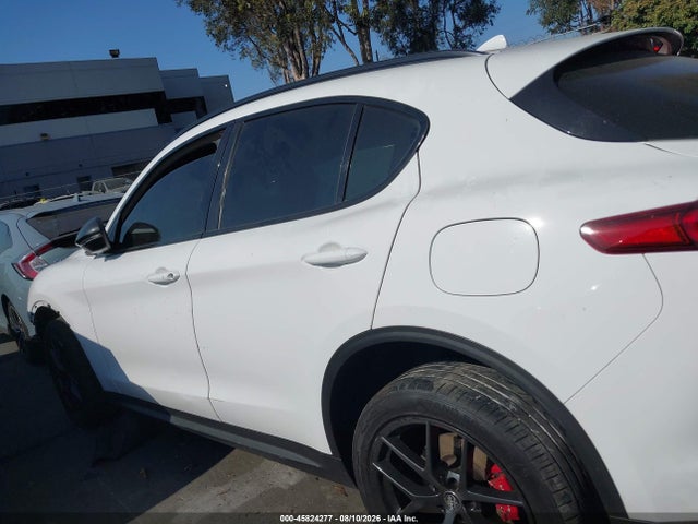 Продаж на аукціоні авто 2019 Alfa Romeo Stelvio Ti Sport Awd, vin: ZASPAKBN6K7C50828, номер лоту: 45824277