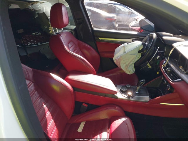 Продаж на аукціоні авто 2019 Alfa Romeo Stelvio Ti Sport Awd, vin: ZASPAKBN6K7C50828, номер лоту: 45824277