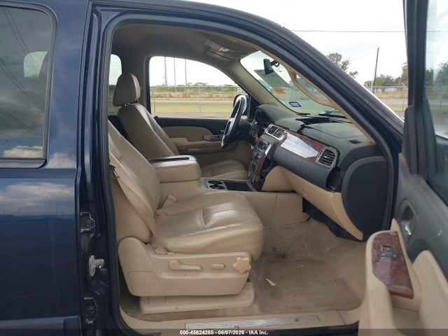 2008 Chevrolet Suburban 1500 Lt მანქანა იყიდება აუქციონზე, vin: 1GNFC16098R142909, აუქციონის ნომერი: 45824285