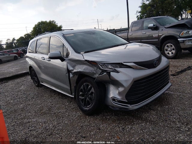 Продажа на аукционе авто 2022 Toyota Sienna Xle, vin: 5TDYRKEC0NS106959, номер лота: 45824296