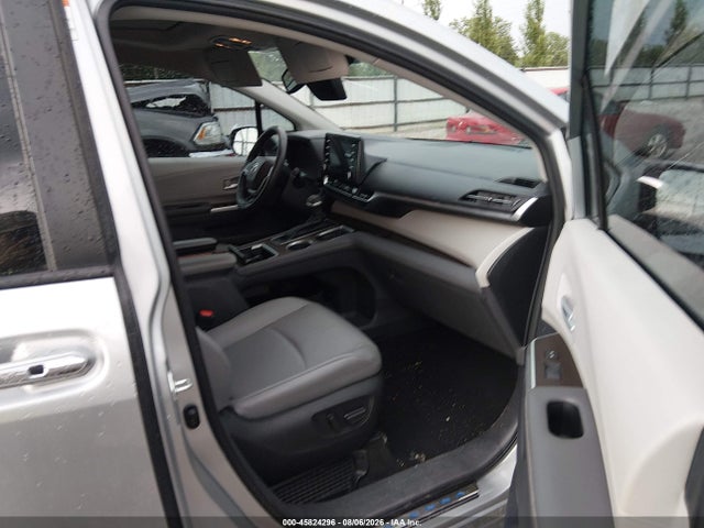 Продажа на аукционе авто 2022 Toyota Sienna Xle, vin: 5TDYRKEC0NS106959, номер лота: 45824296