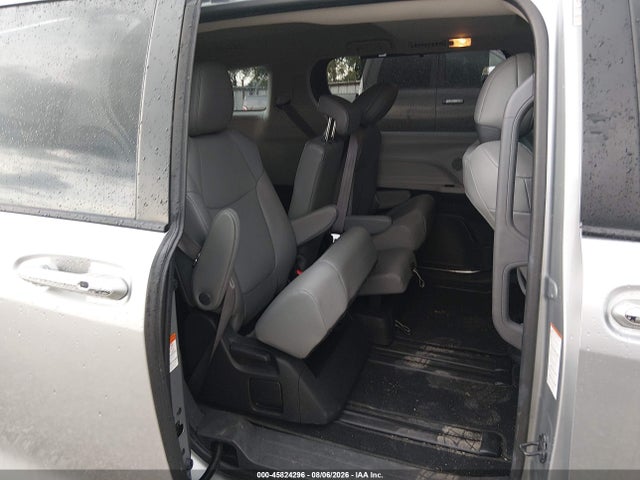 Продажа на аукционе авто 2022 Toyota Sienna Xle, vin: 5TDYRKEC0NS106959, номер лота: 45824296