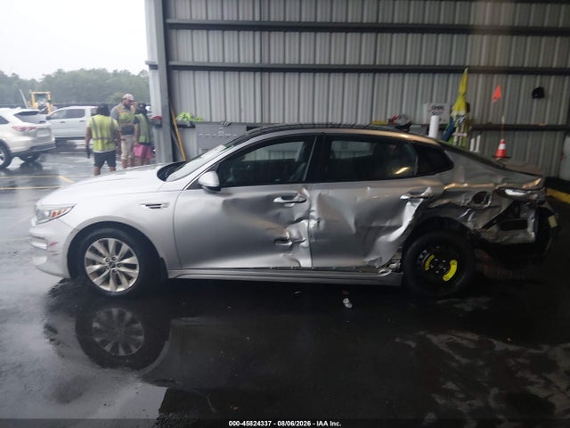 Продаж на аукціоні авто 2018 Kia Optima Ex, vin: 5XXGU4L36JG181928, номер лоту: 45824337