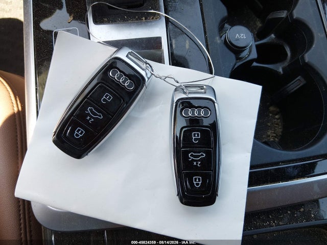 45824359 :رقم المزاد ، WA1LJAF73MD039856 vin ، 2021 Audi Q7 Premium Plus 45 Tfsi Quattro Tiptronic مزاد بيع