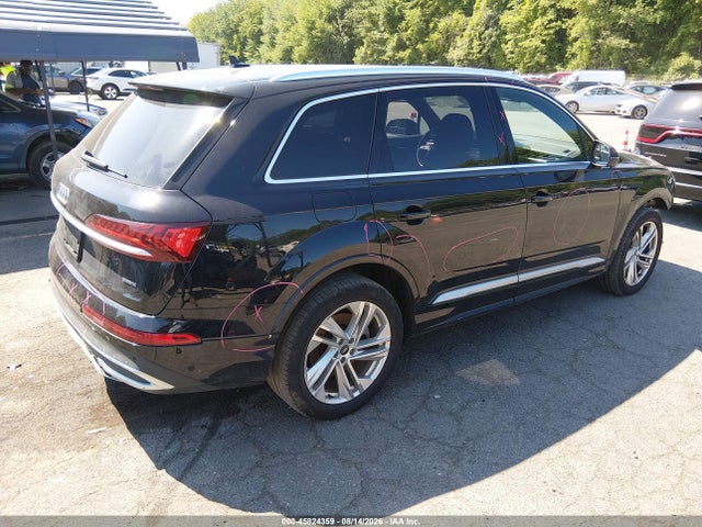 45824359 :رقم المزاد ، WA1LJAF73MD039856 vin ، 2021 Audi Q7 Premium Plus 45 Tfsi Quattro Tiptronic مزاد بيع