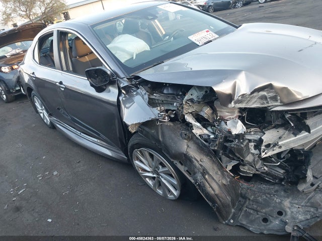 4T1C11AK6RU189058 Toyota CAMRY LE