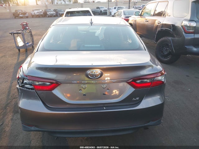 4T1C11AK6RU189058 Toyota CAMRY LE