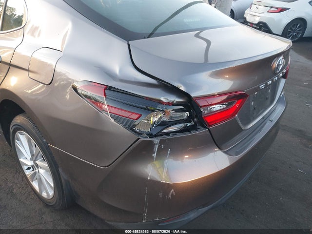 4T1C11AK6RU189058 Toyota CAMRY LE