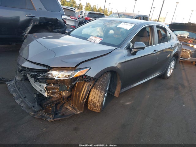 4T1C11AK6RU189058 Toyota CAMRY LE