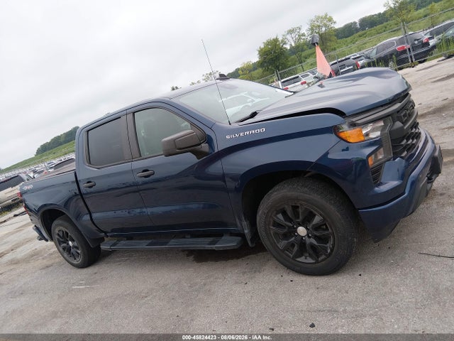 Продаж на аукціоні авто 2022 Chevrolet Silverado 1500 4wd  Short Bed Custom, vin: 1GCPDBEK4NZ523159, номер лоту: 45824423