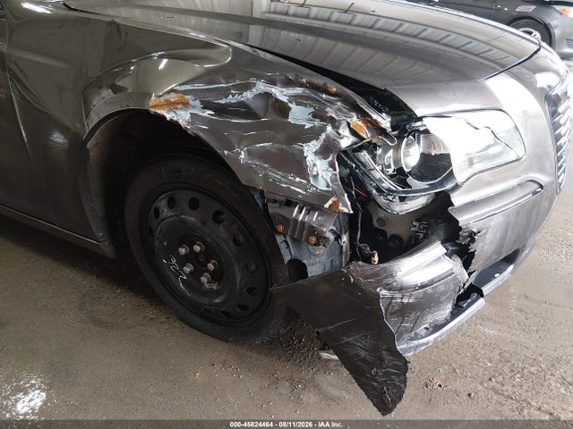 Chrysler 300 2014 2C3CCAGG2EH361606 Image 6