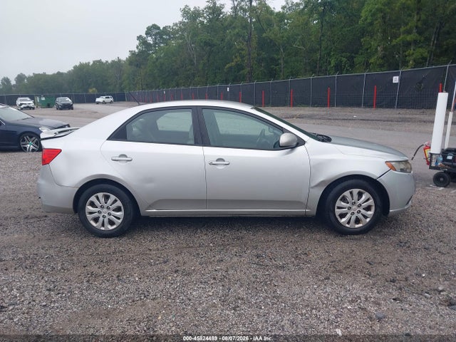 45824489 :رقم المزاد ، KNAFT4A22D5677291 vin ، 2013 Kia Forte Lx مزاد بيع
