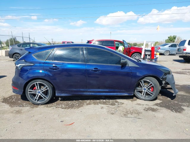 45824509 :رقم المزاد ، 1FADP3L92GL293486 vin ، 2016 Ford Focus St مزاد بيع
