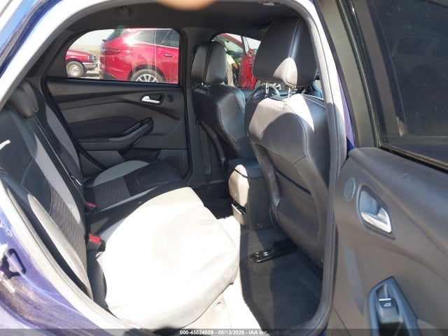 45824509 :رقم المزاد ، 1FADP3L92GL293486 vin ، 2016 Ford Focus St مزاد بيع