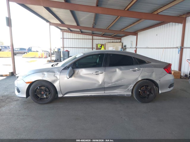 2HGFC2F5XHH528377 Honda Civic Lx