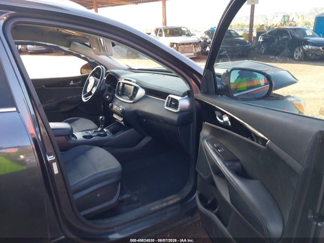 2018 Kia Sorento 3.3l Lx მანქანა იყიდება აუქციონზე, vin: 5XYPG4A58JG370779, აუქციონის ნომერი: 45824530