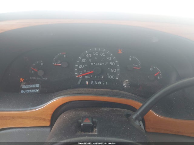 1999 Ford Econoline E450 Super Duty Cutwy  Rv მანქანა იყიდება აუქციონზე, vin: 1FDXE40FXXHA00400, აუქციონის ნომერი: 45824531