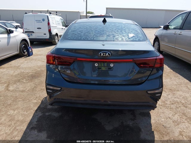 2020 Kia Forte Fe მანქანა იყიდება აუქციონზე, vin: 3KPF24ADXLE181052, აუქციონის ნომერი: 45824575