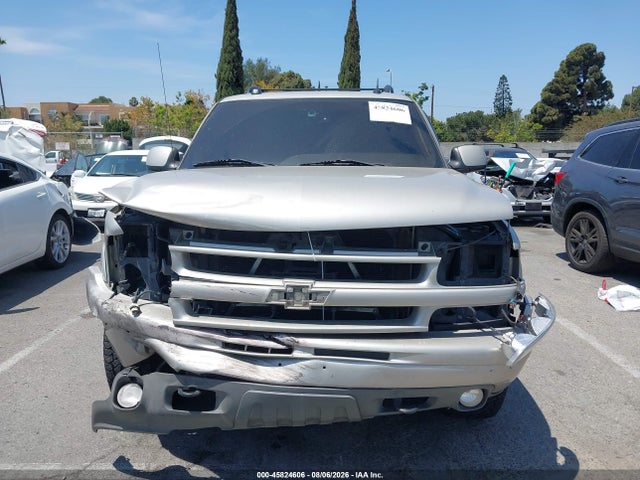 2005 Chevrolet Tahoe Z71 მანქანა იყიდება აუქციონზე, vin: 1GNEK13T15R260123, აუქციონის ნომერი: 45824606
