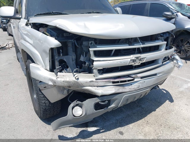 2005 Chevrolet Tahoe Z71 მანქანა იყიდება აუქციონზე, vin: 1GNEK13T15R260123, აუქციონის ნომერი: 45824606