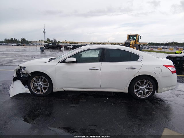 45824610 :رقم المزاد ، 1N4AA5AP2BC821201 vin ، 2011 Nissan Maxima 3.5 S مزاد بيع