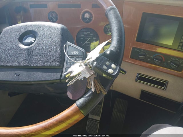 Продаж на аукціоні авто 2000 Beaver Motor Home, vin: 4SLF4JR18Y1170757, номер лоту: 45824612
