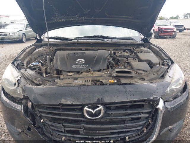 45824640 :رقم المزاد ، 3MZBN1V30JM251535 vin ، 2018 Mazda Mazda3 Touring مزاد بيع