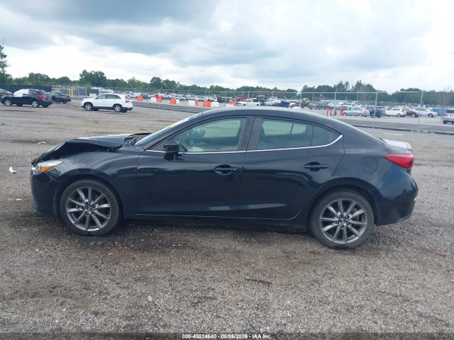 45824640 :رقم المزاد ، 3MZBN1V30JM251535 vin ، 2018 Mazda Mazda3 Touring مزاد بيع