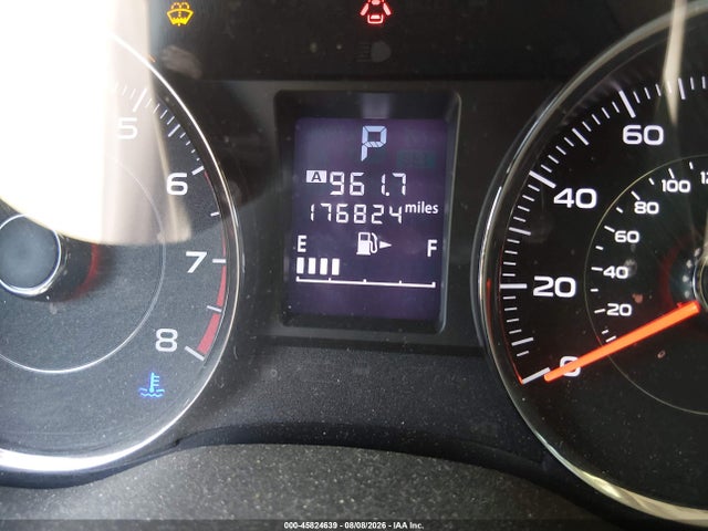 Subaru Forester 2.5i Touring 2015 JF2SJAUC3FH425465 Image 16