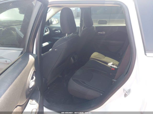 Продаж на аукціоні авто 2015 Jeep Cherokee Latitude, vin: 1C4PJLCS4FW631365, номер лоту: 45824651