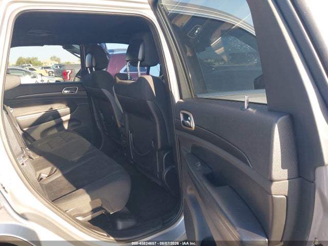 1C4RJEAGXFC131506 Jeep Grand Cherokee Laredo