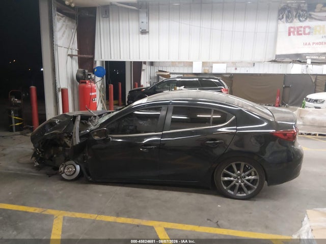 Mazda Mazda3 Touring 2018 3MZBN1V33JM220005 Image 14