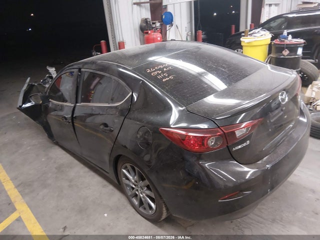 Mazda Mazda3 Touring 2018 3MZBN1V33JM220005 Image 3