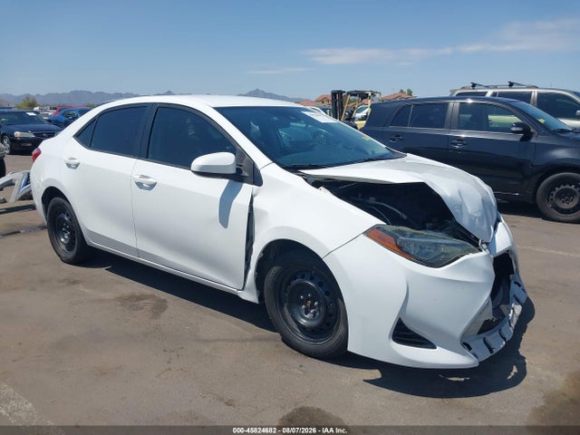 Toyota COROLLA LE 2019 2T1BURHE6KC128088 главное изображение