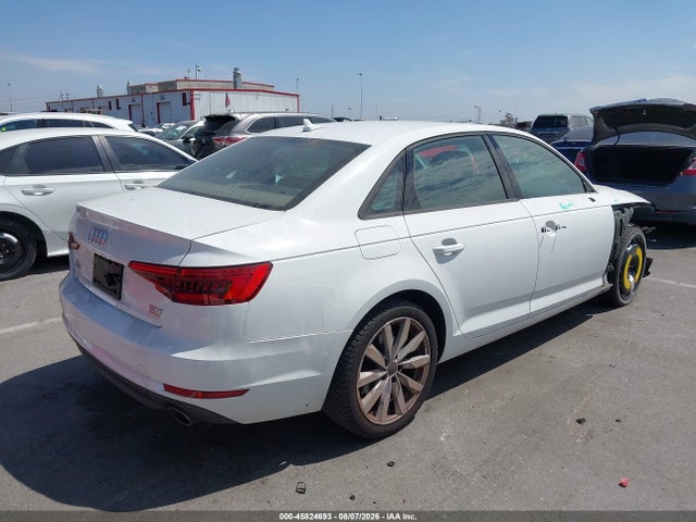 45824693 :رقم المزاد ، WAUGMAF43HN059350 vin ، 2017 Audi A4 2.0t Ultra Premium مزاد بيع