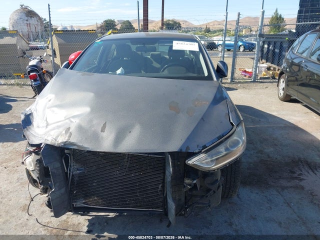 Продажа на аукционе авто 2018 Hyundai Elantra Sel, vin: 5NPD84LF4JH305684, номер лота: 45824703