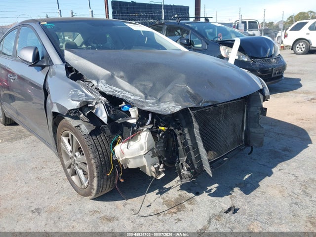 Продажа на аукционе авто 2018 Hyundai Elantra Sel, vin: 5NPD84LF4JH305684, номер лота: 45824703