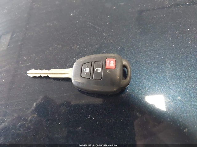 Продажа на аукционе авто 2018 Toyota Rav4 Le, vin: JTMBFREVXJJ225070, номер лота: 45824739