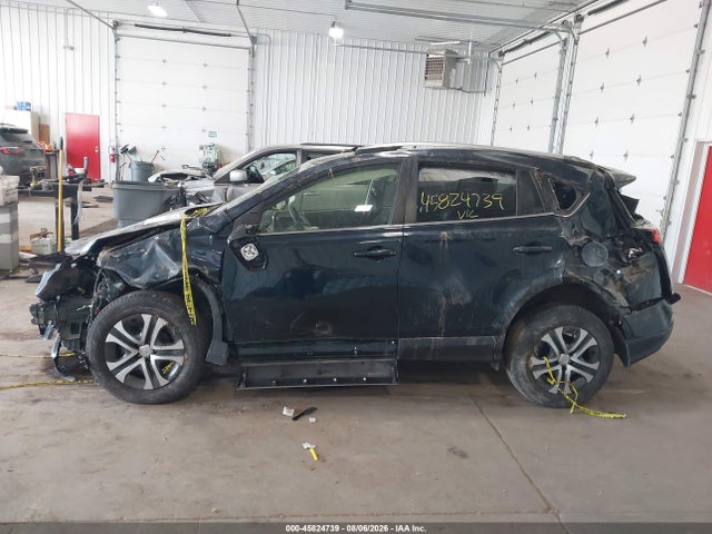 Продажа на аукционе авто 2018 Toyota Rav4 Le, vin: JTMBFREVXJJ225070, номер лота: 45824739