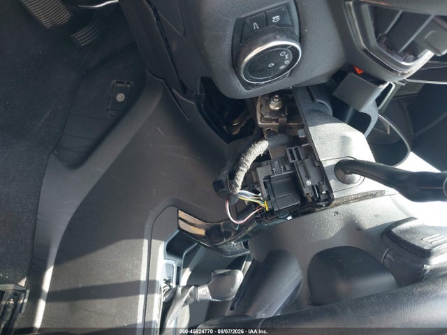 2017 Ford Escape Titanium მანქანა იყიდება აუქციონზე, vin: 1FMCU9J91HUC01411, აუქციონის ნომერი: 45824770
