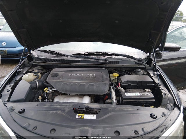 Продажа на аукционе авто 2015 Chrysler 200 C, vin: 1C3CCCCB5FN545226, номер лота: 45824832