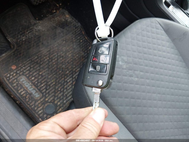 Продаж на аукціоні авто 2020 Volkswagen Tiguan 2.0t S, vin: 3VV0B7AX8LM054826, номер лоту: 45824857