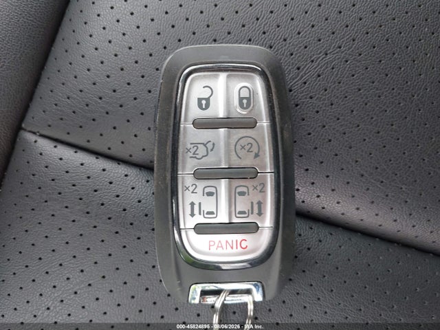2026 Chrysler Pacifica Select მანქანა იყიდება აუქციონზე, vin: 2C4RC1BG3TR231371, აუქციონის ნომერი: 45824895