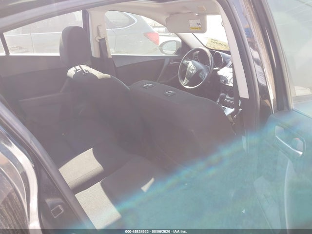 45824923 :رقم المزاد ، JM1BL1VF9B1472567 vin ، 2011 Mazda Mazda3 I Touring مزاد بيع