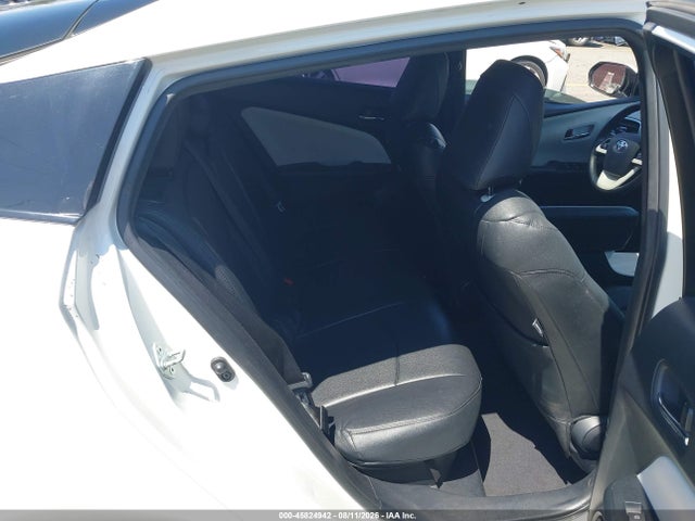 Toyota Prius Three 2016 JTDKARFU7G3020811 Image 8