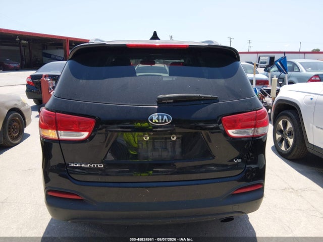 45824961 :رقم المزاد ، 5XYPG4A56HG204173 vin ، 2017 Kia Sorento 3.3l Lx مزاد بيع